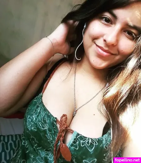 Clara Gonz OnlyFans Thumbnail #NxHmMi5CaF