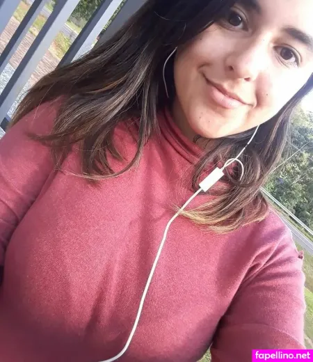 Clara Gonz OnlyFans Thumbnail #PZBEOfqfIL