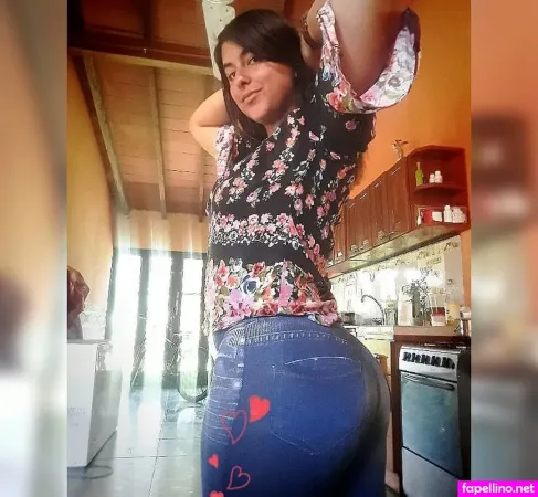 Clara Gonz OnlyFans Thumbnail #SZ0kj8uKGp