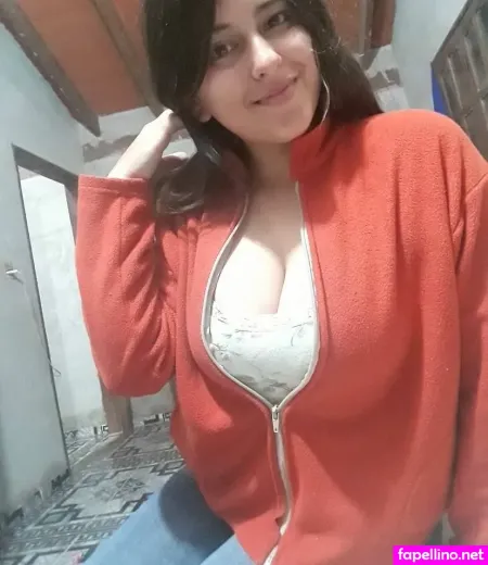 Clara Gonz OnlyFans Thumbnail #WfvxayMznZ