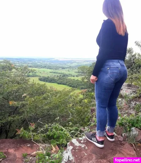 Clara Gonz OnlyFans Thumbnail #dc9gTItH8A