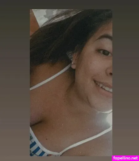 Clara Gonz OnlyFans Thumbnail #iSXlNYdwcS