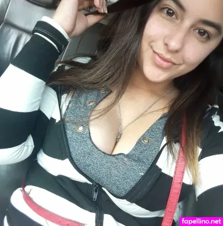 Clara Gonz OnlyFans Thumbnail #oC3vkkIaFU