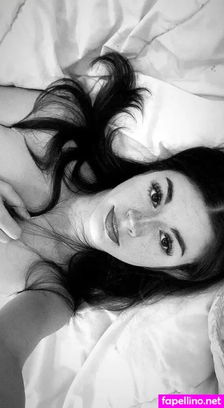 Clara Lostanlen OnlyFans Thumbnail #s0IvgzIS8s