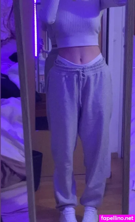 Clara Lostanlen OnlyFans Thumbnail #uJxQ6HwqPW