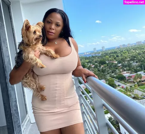 Clara Marie OnlyFans Thumbnail #f8IHcANQXo