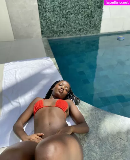 Clara Moneke OnlyFans Thumbnail #C3GeavFPR1