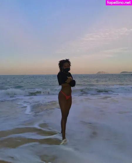 Clara Moneke OnlyFans Thumbnail #Y7Y6U2Uwr6
