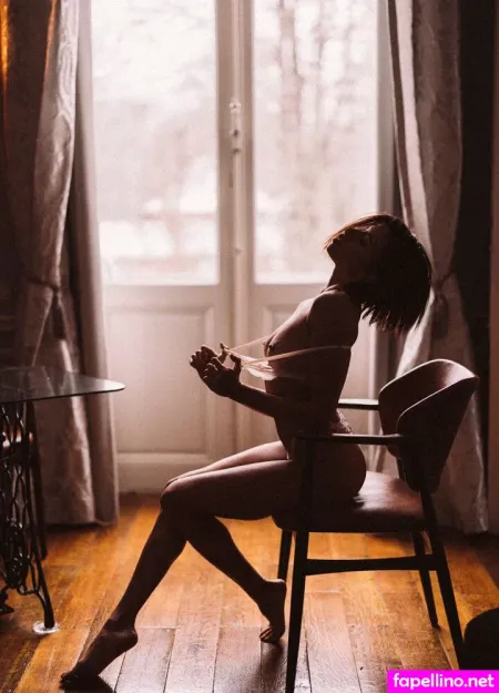 Clara Rene 1 OnlyFans Thumbnail #t23VqqM7bo