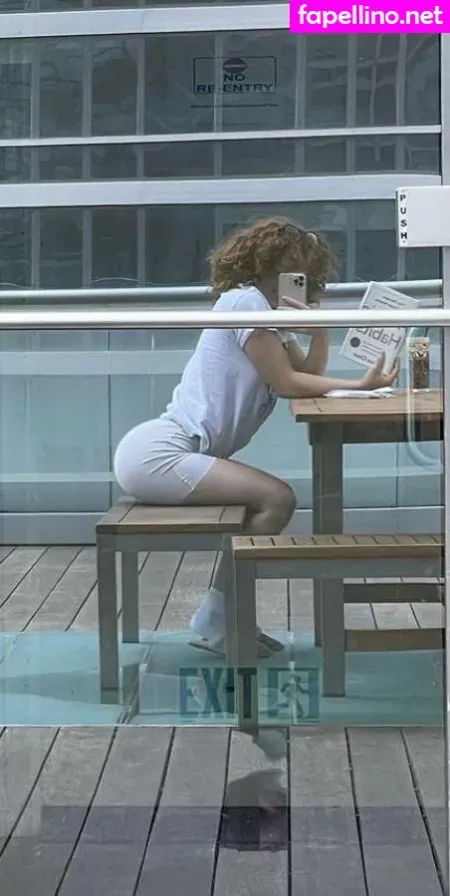 Clara West OnlyFans Thumbnail #tfYjzJiVfR