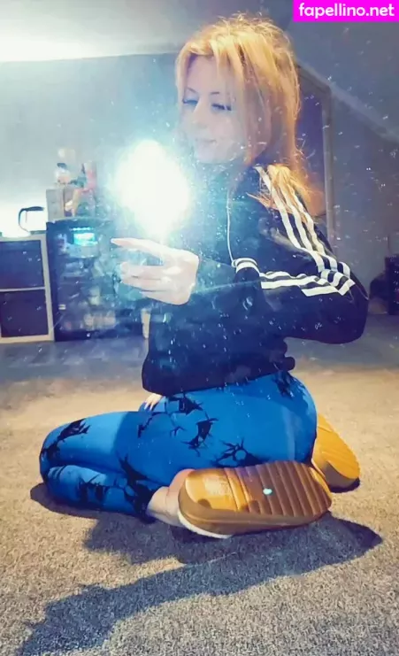 Clarabella OnlyFans Thumbnail #2YVlU80xjC