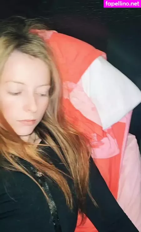 Clarabella OnlyFans Thumbnail #hHZodiJn4k