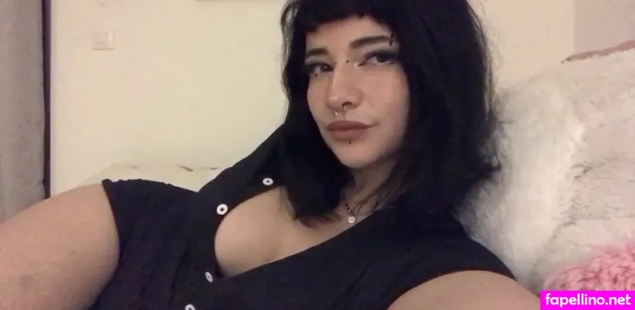 Clarabmnn OnlyFans Thumbnail #7zbXENjeea