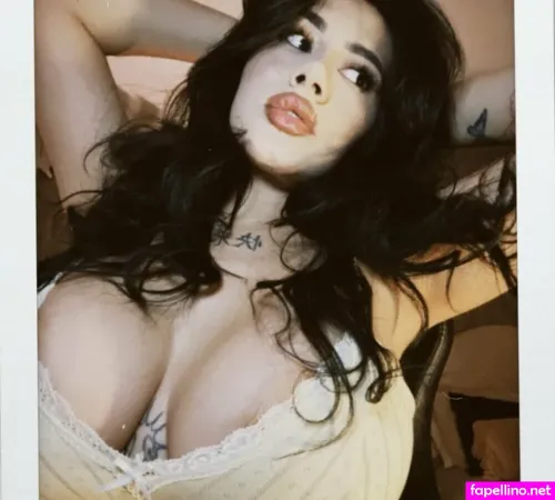 Clarachanelricek OnlyFans Thumbnail #W9fZKRLosk