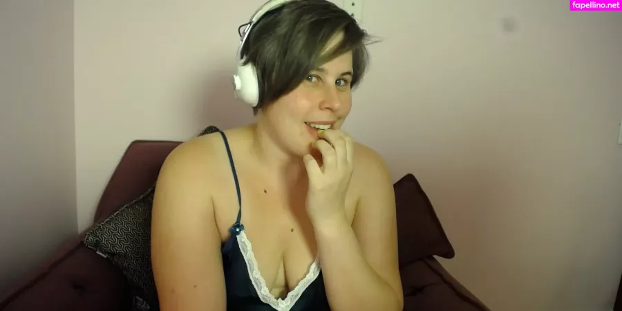 Claracrisp OnlyFans Thumbnail #LcNgkhOaB6