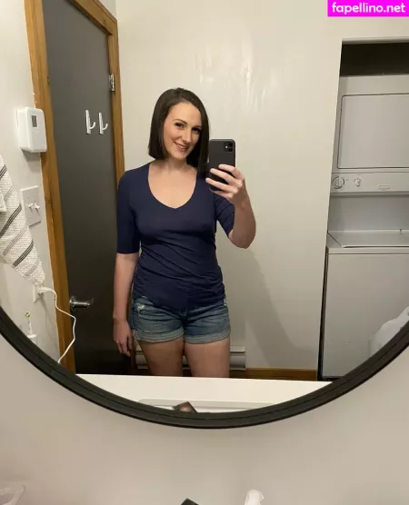 Claradeefree OnlyFans Thumbnail #rG3iK9JV0M