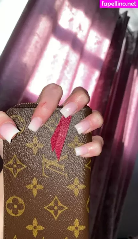 Clarajanex OnlyFans Thumbnail #XEIJztmHfu