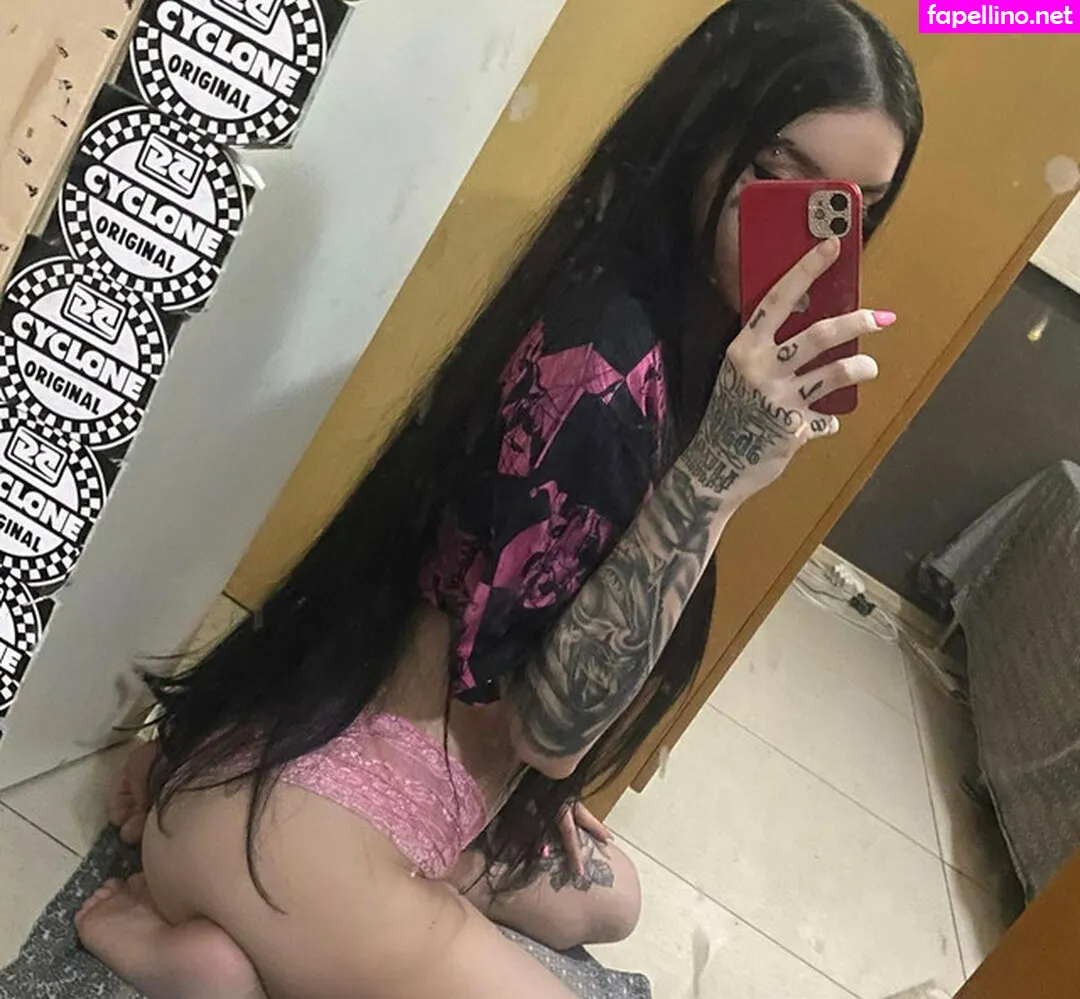 clara00ellis, clarapixys Nude Leaked OnlyFans Photo #FGW3MT0JS9