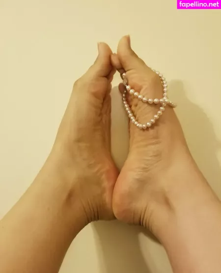 Claratoes OnlyFans Thumbnail #3HopNZo9Xj