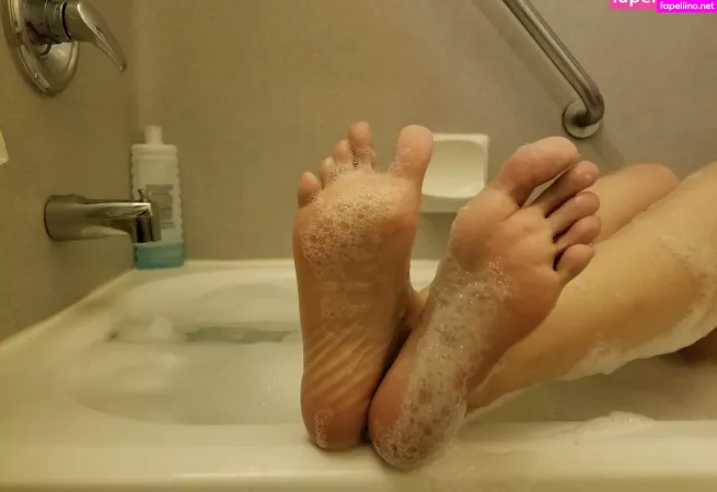 Claratoes OnlyFans Thumbnail #iDYiWETfK3