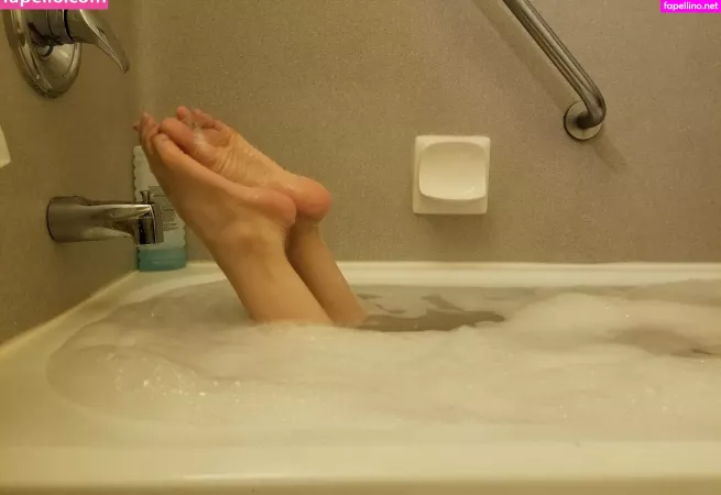 Claratoes OnlyFans Thumbnail #z1HxqHH3HN