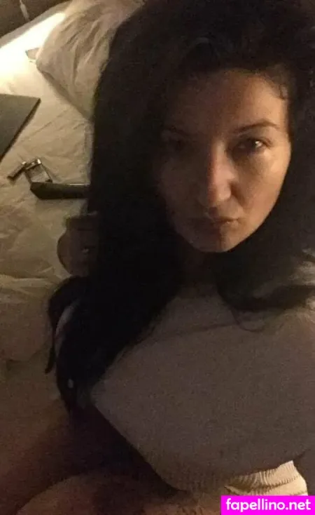 Claratolea OnlyFans Thumbnail #RX8DIHrJgs