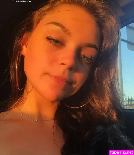 Clare Temerowski OnlyFans Thumbnail #JSi5kZICWg