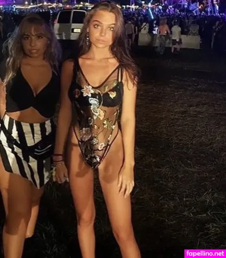 Clare Temerowski OnlyFans Thumbnail #TtU5RGdQ01