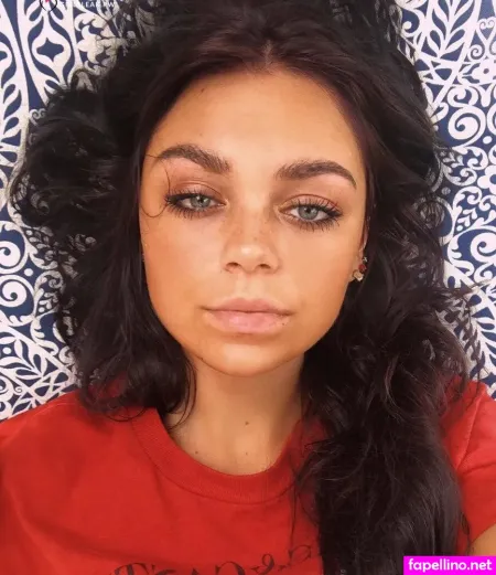 Clare Temerowski OnlyFans Thumbnail #c1J9U97WHf