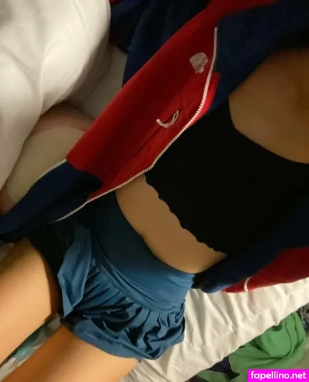 Clariceweston98 OnlyFans Thumbnail #Kh6K5MVaEc