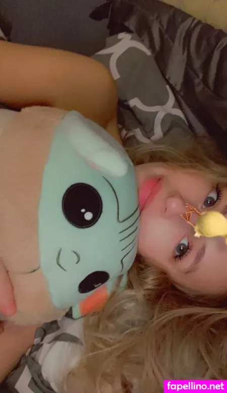 Clariceweston98 OnlyFans Thumbnail #y5AJePud1L