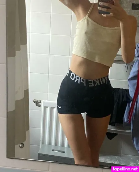 Clariceweston98 OnlyFans Thumbnail #zDCZZHINts