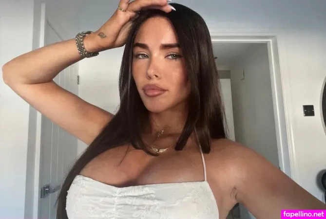 Clarissa Bea OnlyFans Thumbnail #SKvFd5W0rQ