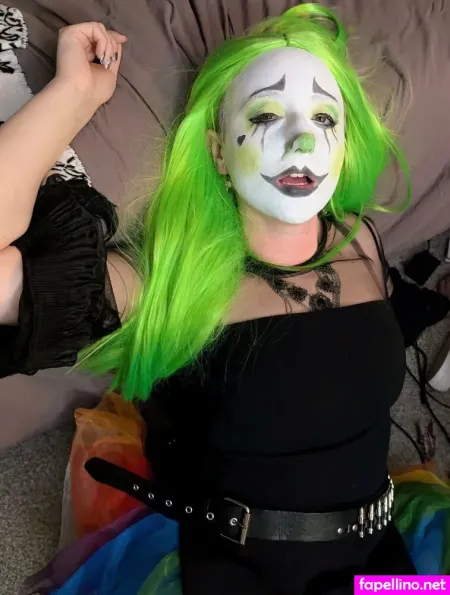 Clarissa Clown Premium OnlyFans Thumbnail #0htSS5d5cX