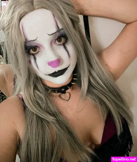 Clarissa Clown OnlyFans Thumbnail #FR6e9rihgw
