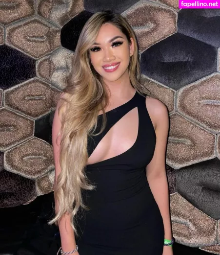 Clarissa May OnlyFans Thumbnail #rYn4NvlxFK