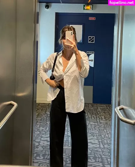 Clarissa Mu Ller OnlyFans Thumbnail #IbvSpssxAj