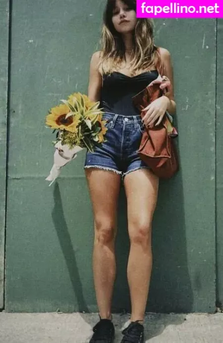 Clarissa Muller OnlyFans Thumbnail #1xutmjCCka