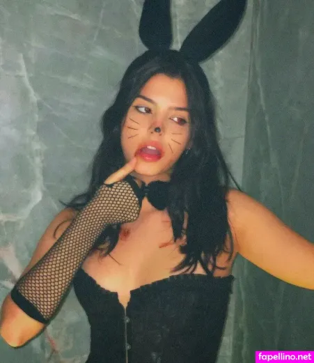 Clarissa Pavie OnlyFans Thumbnail #1s7z2YmWUN
