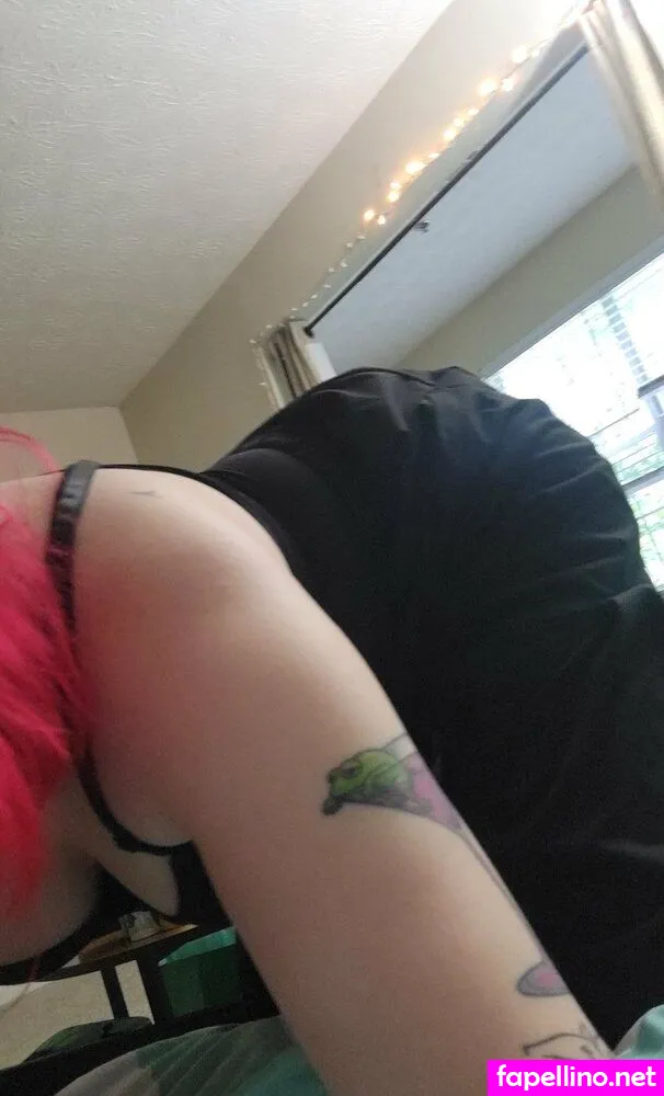 clarissasmokes Nude Leaked OnlyFans Photo #rFmcEArzp9