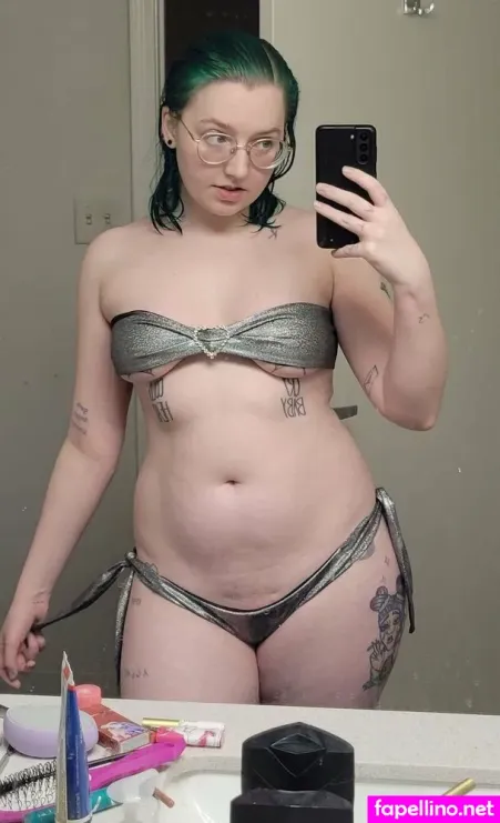 Clarissasmokes OnlyFans Thumbnail #y5fL2ICeyd