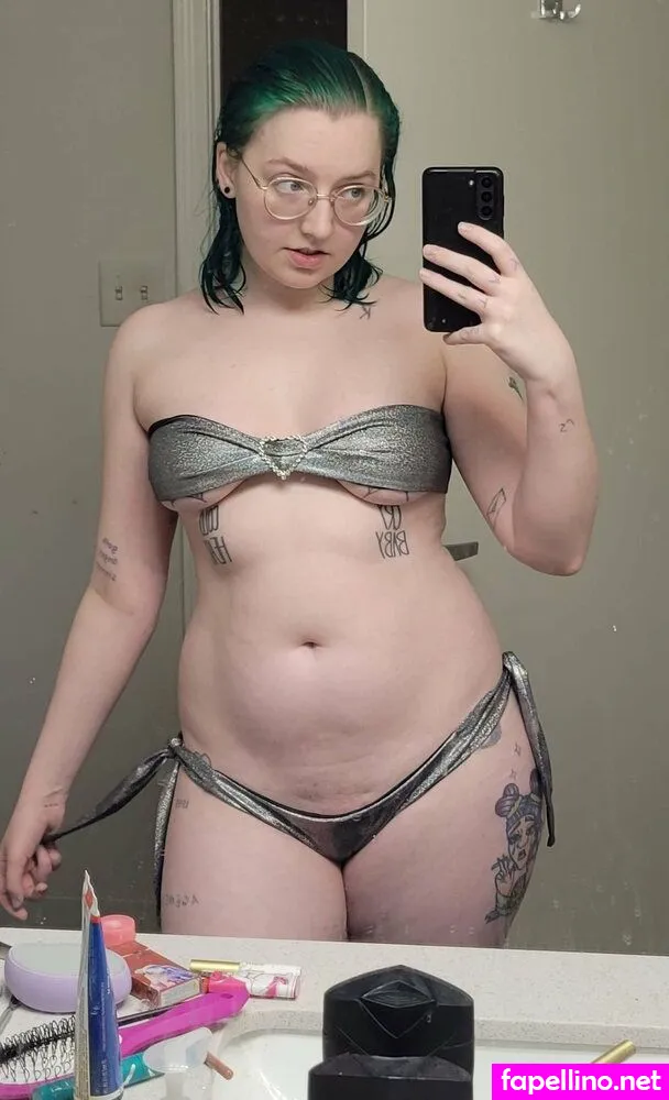 clarissasmokes Nude Leaked OnlyFans Photo #y5fL2ICeyd