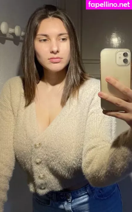 Clarisse Dupont OnlyFans Thumbnail #q5EbCBk8yn