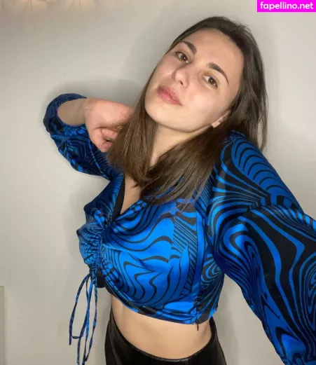 Clarisse Dupont OnlyFans Thumbnail #sEu3X2o4Gj