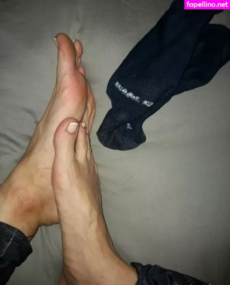 Clarita Feet OnlyFans Thumbnail #4hDIu8F7hd