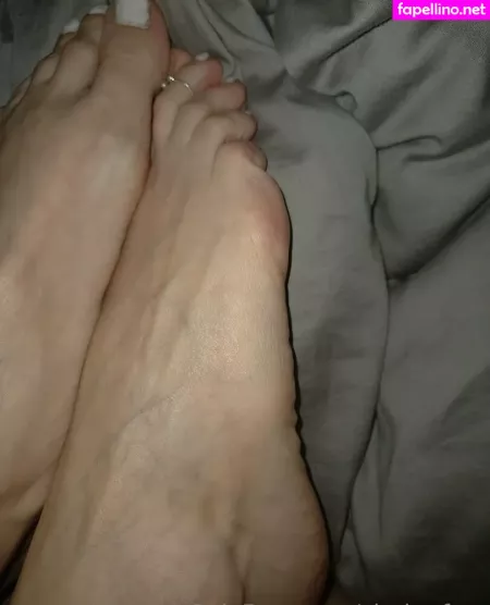 Clarita Feet OnlyFans Thumbnail #75wNBqY3xQ