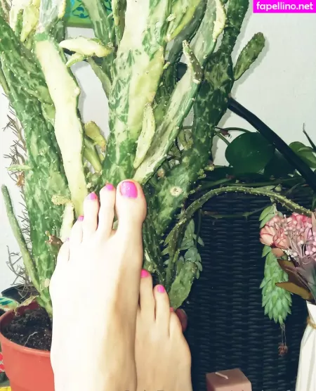 Clarita Feet OnlyFans Thumbnail #JTAjTb6oAr