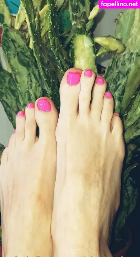 Clarita Feet OnlyFans Thumbnail #Kn8SOWqgad