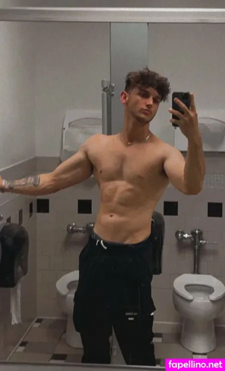 Clark Kent69 OnlyFans Thumbnail #4V7y4jzyHU