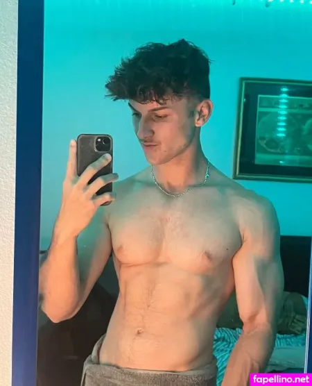 Clark Kent69 OnlyFans Thumbnail #YS1bDnagwp